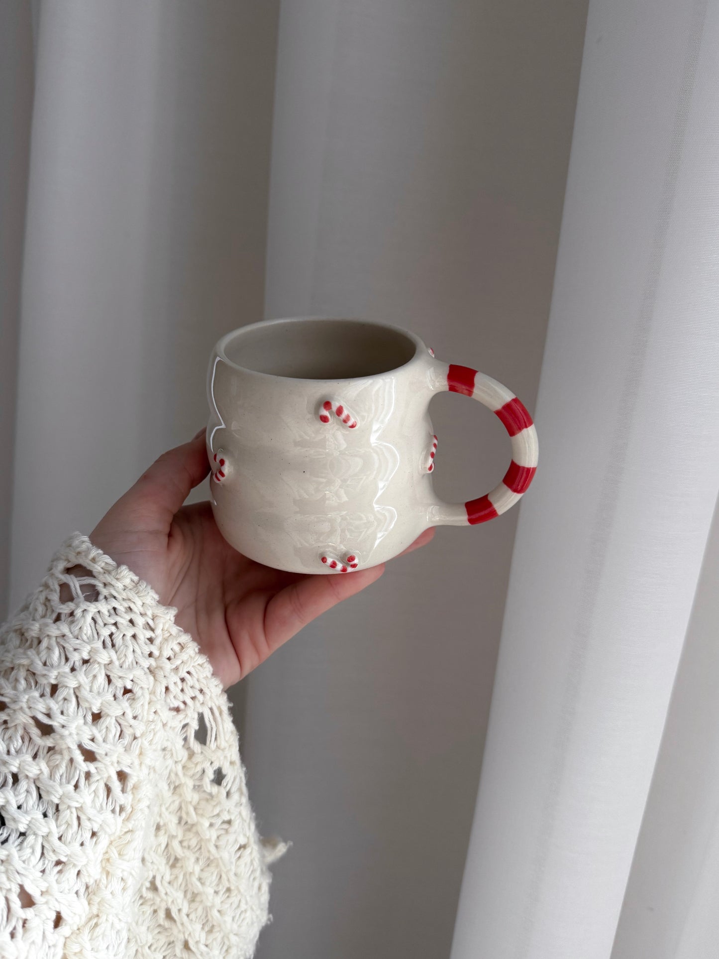Mug with small candy canes
