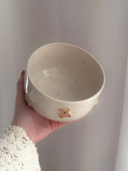 Big bowl with brown teddy bears
