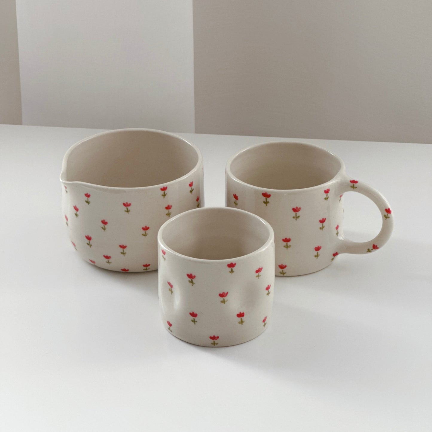 Cup with red tulips II