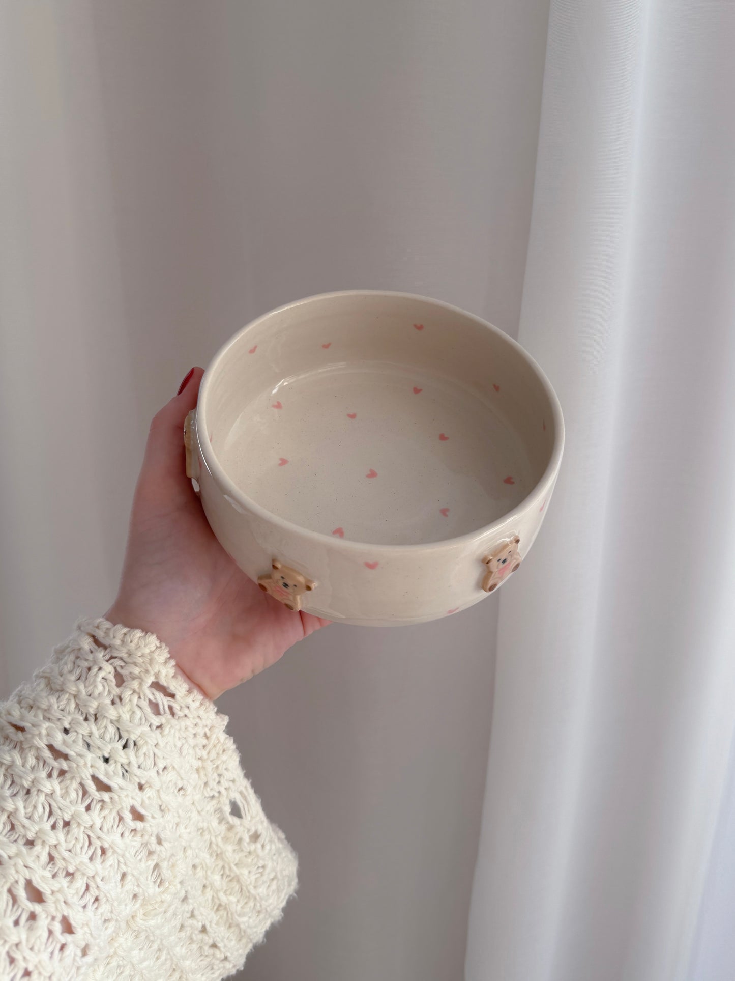 Bowl with brown teddy bears
