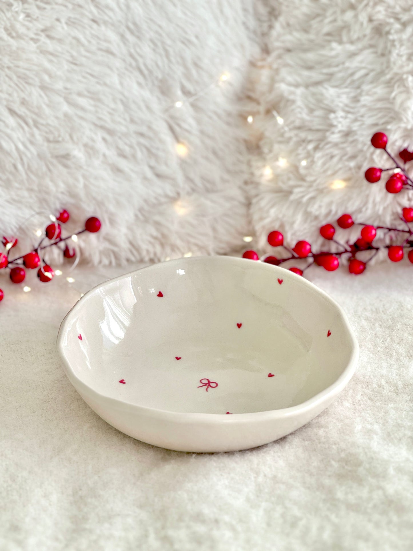 Big bowl with bows and hearts