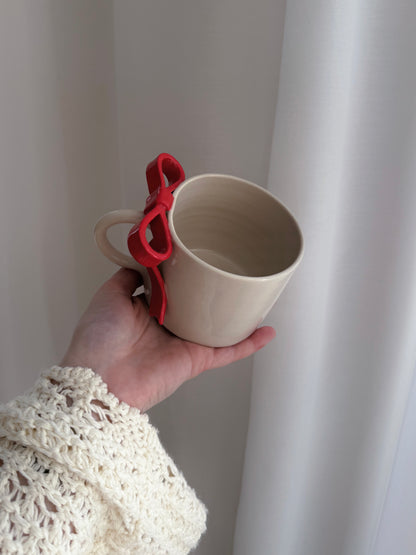 Bow mug - red
