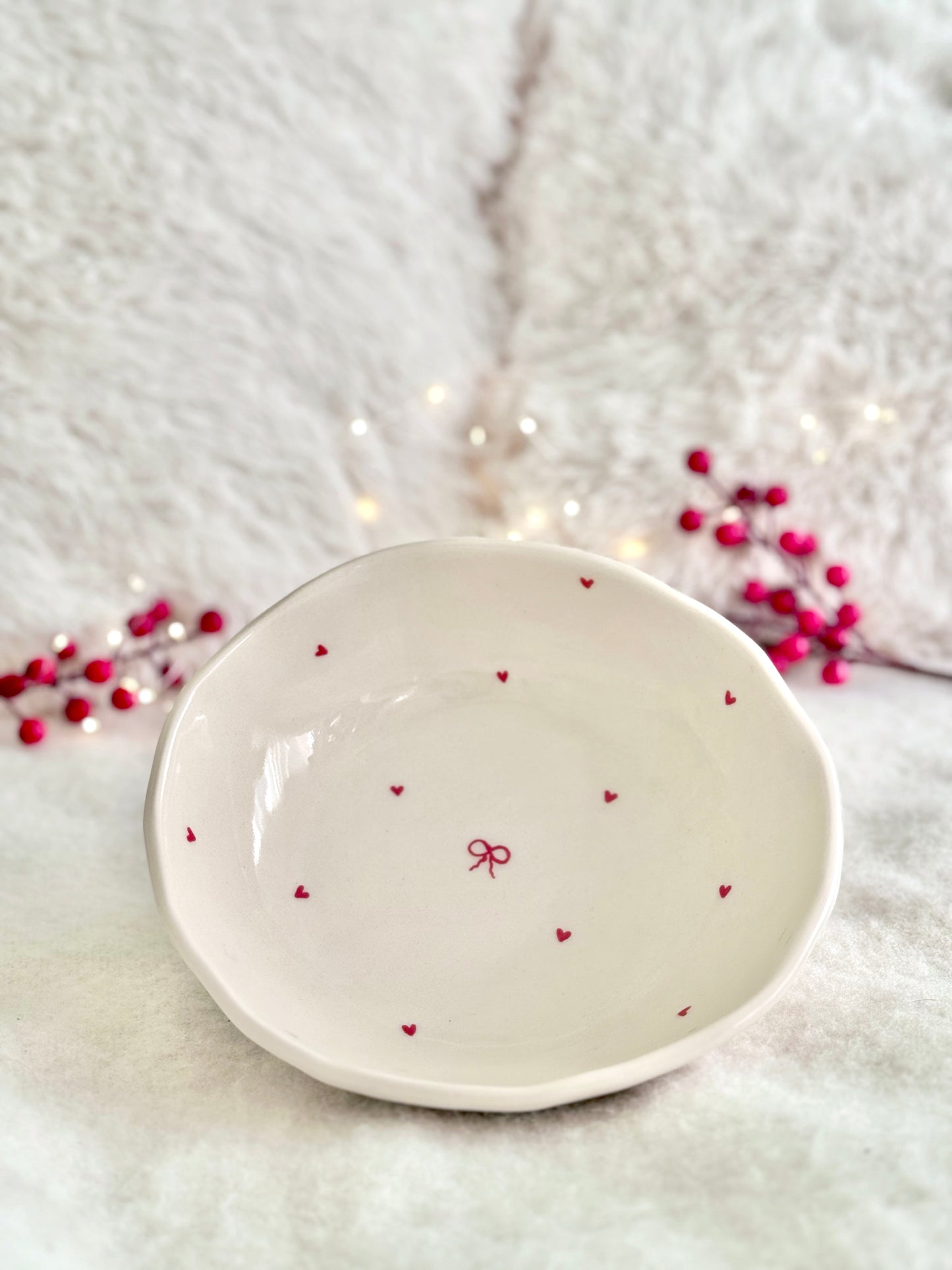 Big bowl with bows and hearts