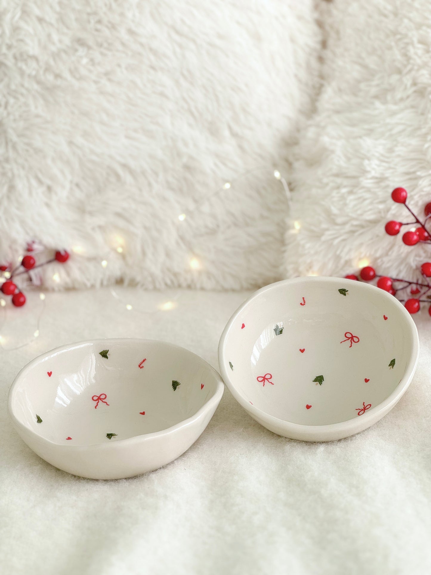 Small bowl with trees, bows and hearts