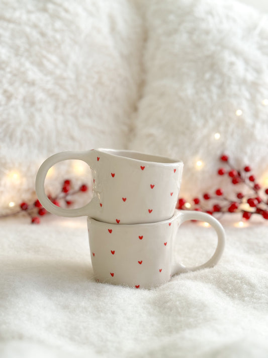 Mug with tiny hearts