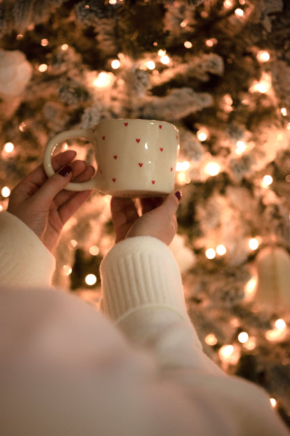 Mug with tiny hearts