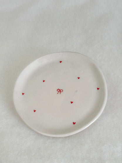 Small plate with bows and hearts