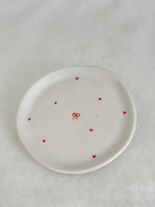 Small plate with bows and hearts